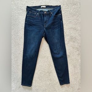 Madewell 9” high rise skinny size 32